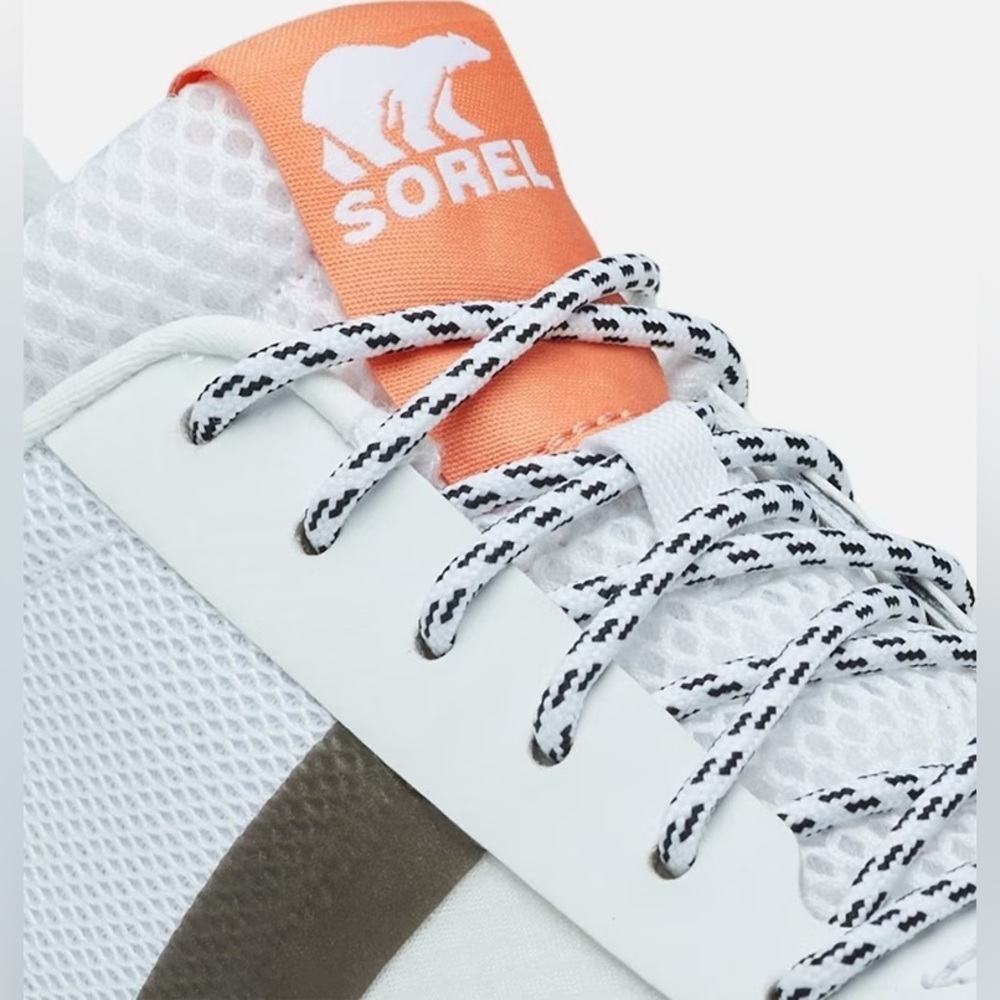 Sorel Women's Explorer Blitz Leisure Lace Sneaker - Picture 4 of 11